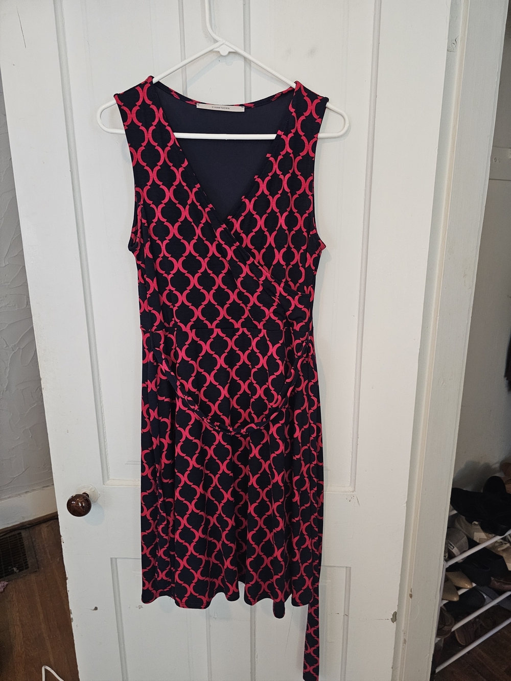 Sleeveless Navy Dress with Pink Geometric Print